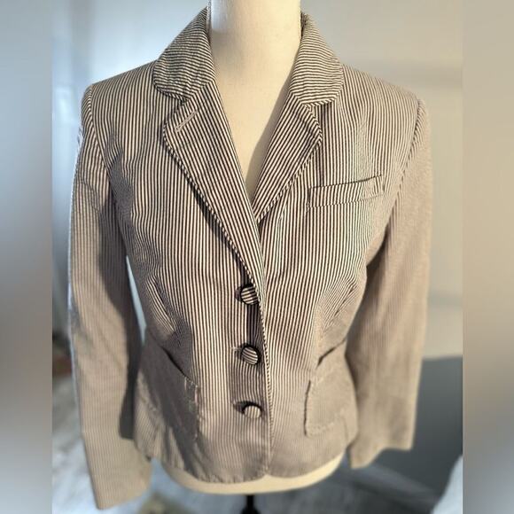 Loft Blazer 8 Navy and White Pinstriped. See video - Picture 1 of 16